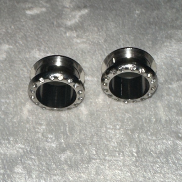 New 14 mm Ear Plugs piercings Earrings lobes never worn - Picture 5 of 6